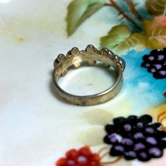 Petite Point Turquoise Sterling Silver Ring Vintage Native American - Picture 2 of 4